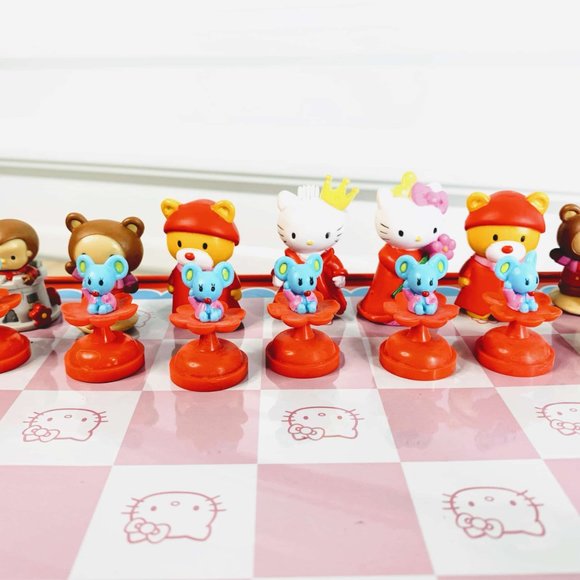 Hello Kitty Rare 30th Anniversary Chess Set In Tin - Picture 3 of 8